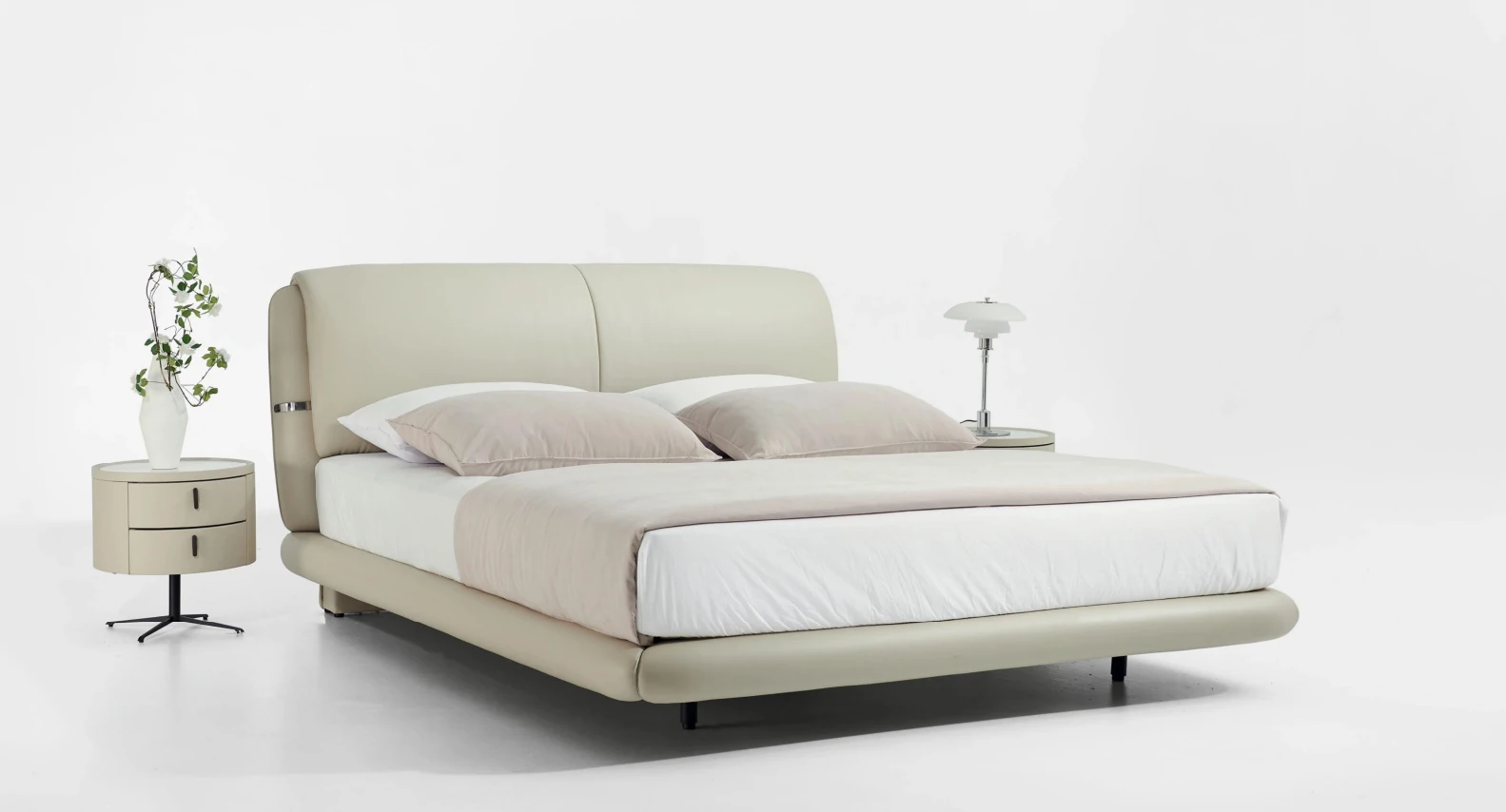 2527 Upholstered Bed