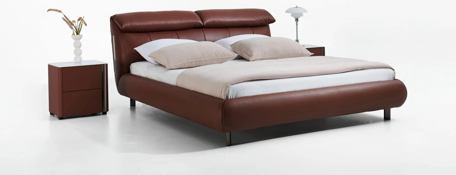 2516 Upholstered Bed