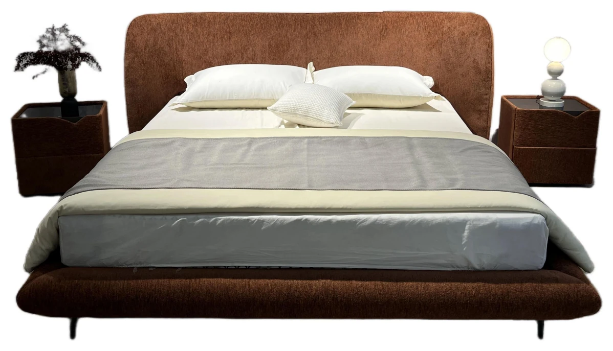 2539 Upholstered Bed